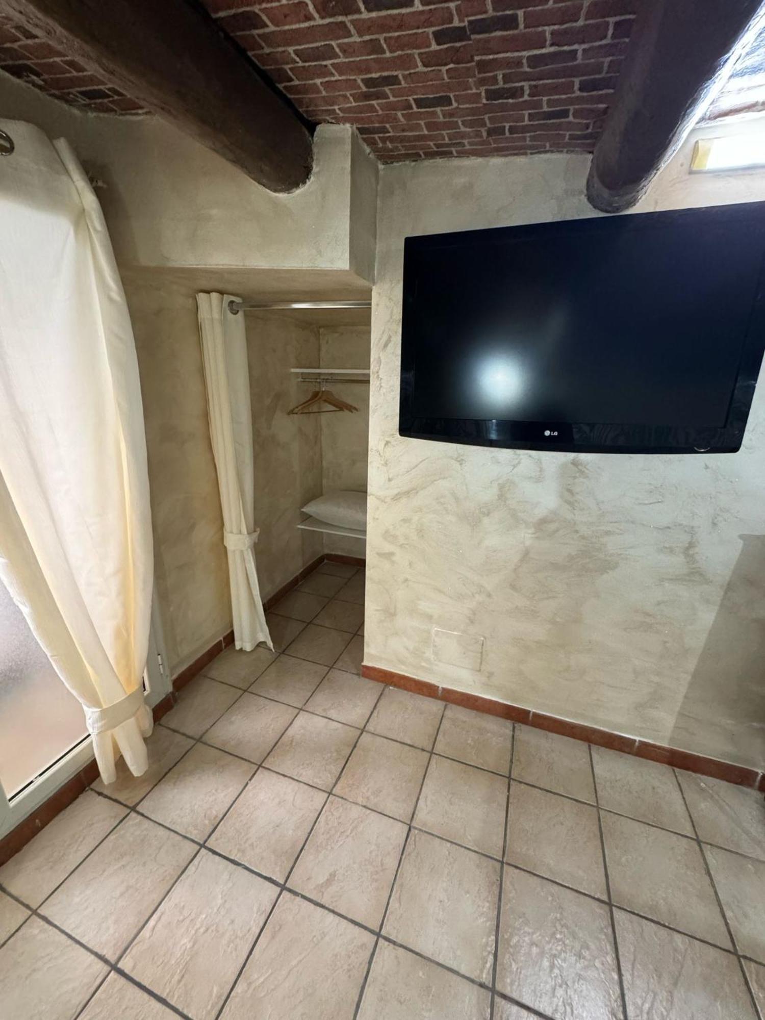 נאפולי Super Nice Studio Flat מראה חיצוני תמונה
